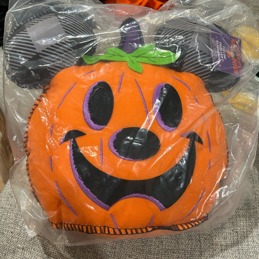DISNEY HALLOWEEN PILLOW